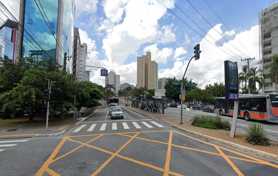 Av. Santo Amaro