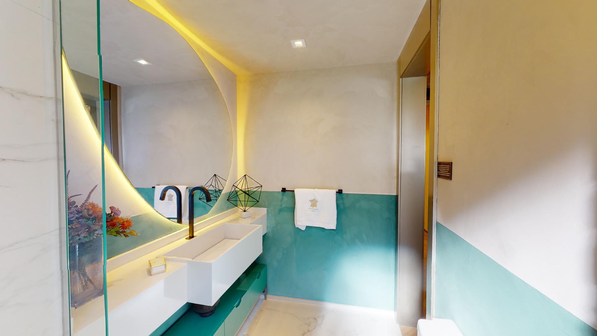 Foto do Banheiro da Suíte do Decorado de 170 m²